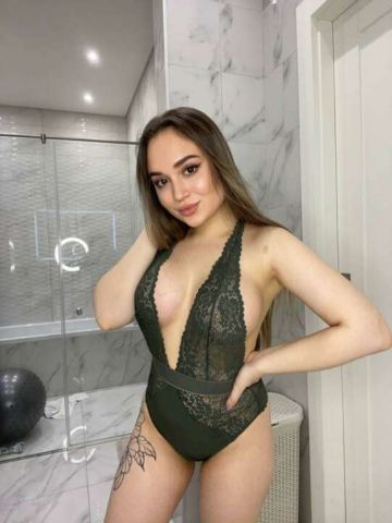 Вероника Восхитительная Брюнетка Бижбуляк